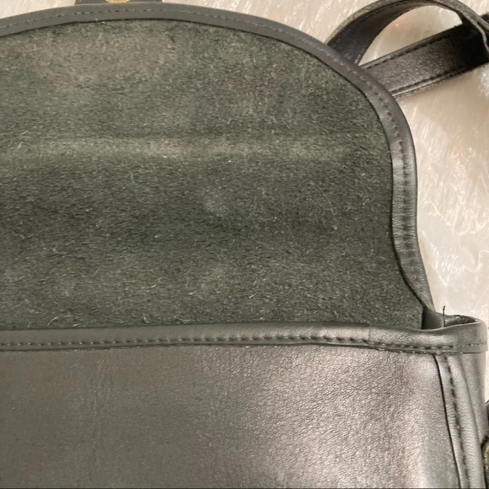 Coach vintage black leather Devon bag